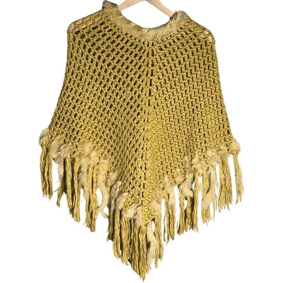 Kenneth Cole Poncho/Shawl with Rabbit Fur Trim - Picture 1 of 5